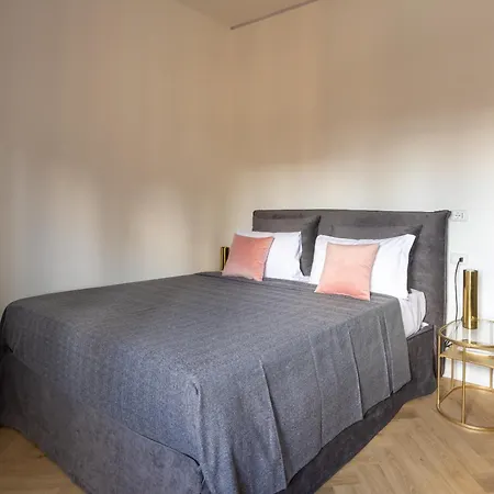 Artieri Suites, Piazza Maggiore