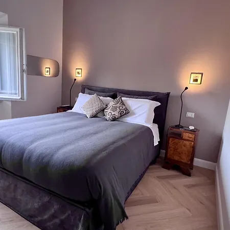 فندق مبيت وإفطار Artieri Suites, Piazza Maggiore بولونيا