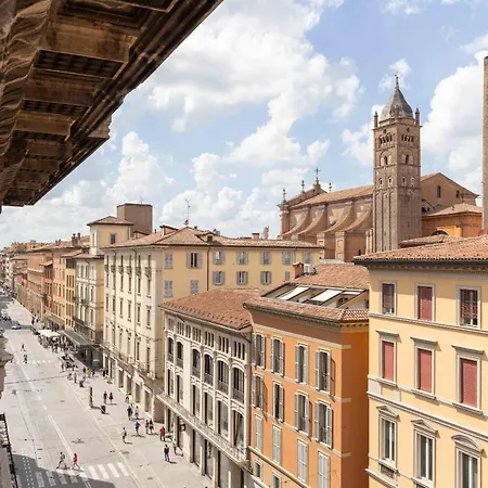 Artieri Suites, Piazza Maggiore *